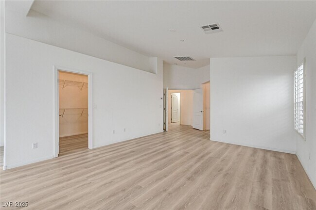 Building Photo - 8031 Pavarotti Ave