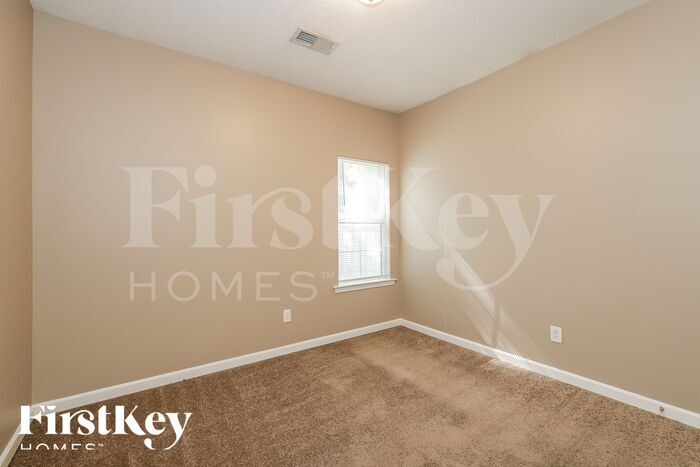 Building Photo - 3931 Neyland Valley Dr