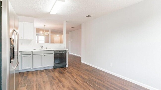 Building Photo - 3335 Lipizzan Dr