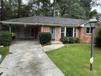 Building Photo - 2336 Arrow Cir