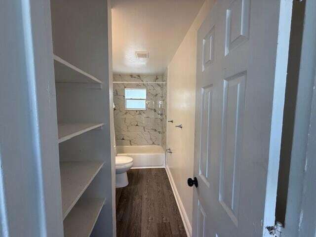 Building Photo - 341 Silver Beach Rd