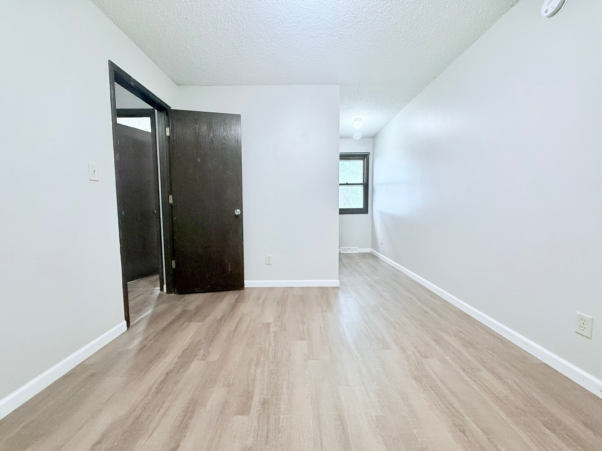 Bed #2 - 2302 W 3rd St