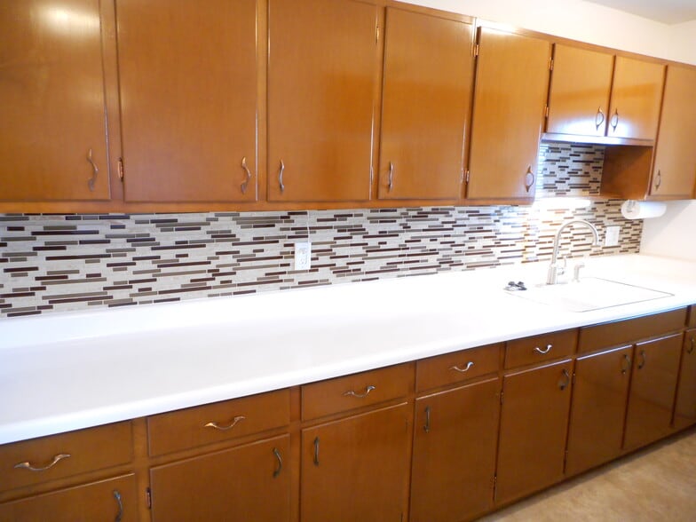 Building Photo - 1615 Reetz Rd