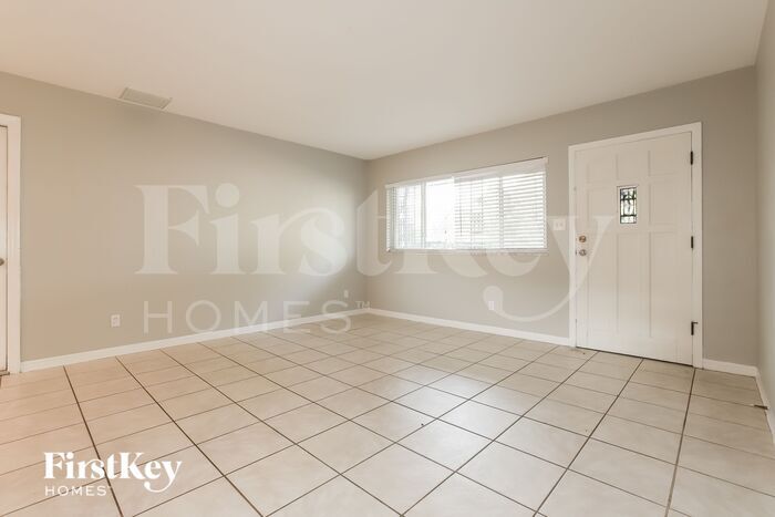 Building Photo - 5860 Cedar St NE