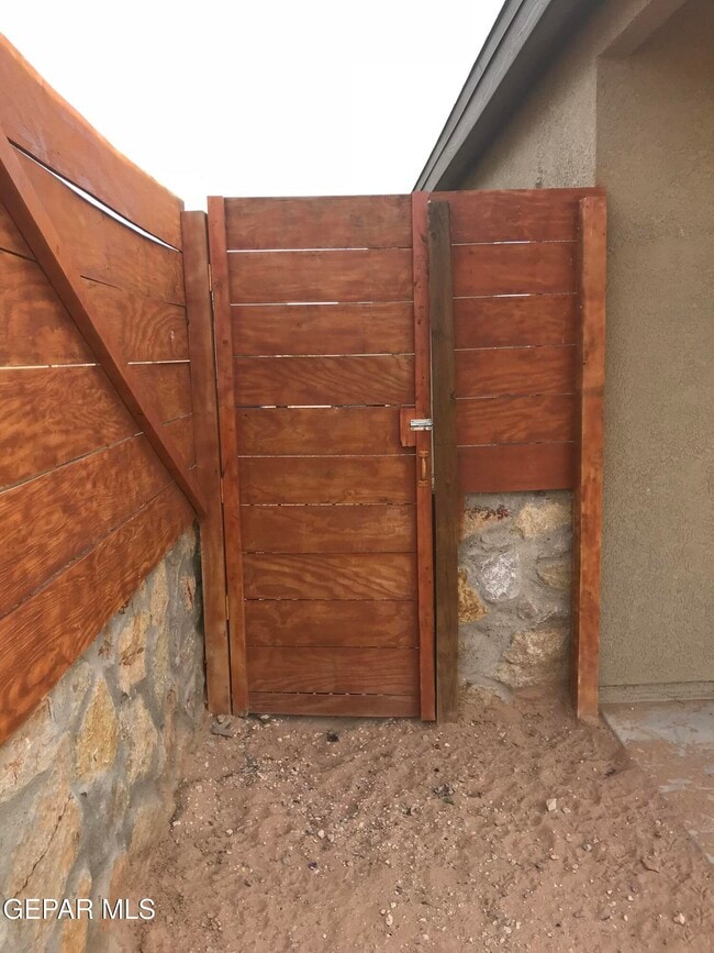 Building Photo - 14649 Friesian Trail