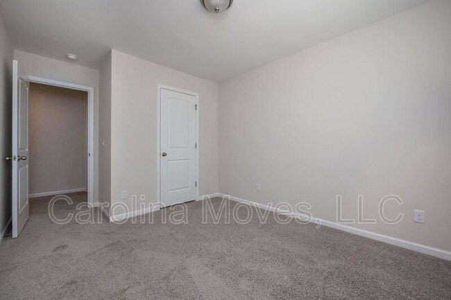 Building Photo - 124 Strongridge Trl