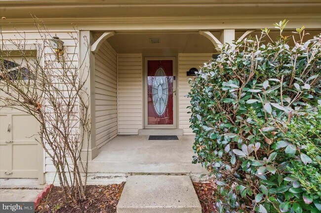 Building Photo - 9357 Gloxinia Way