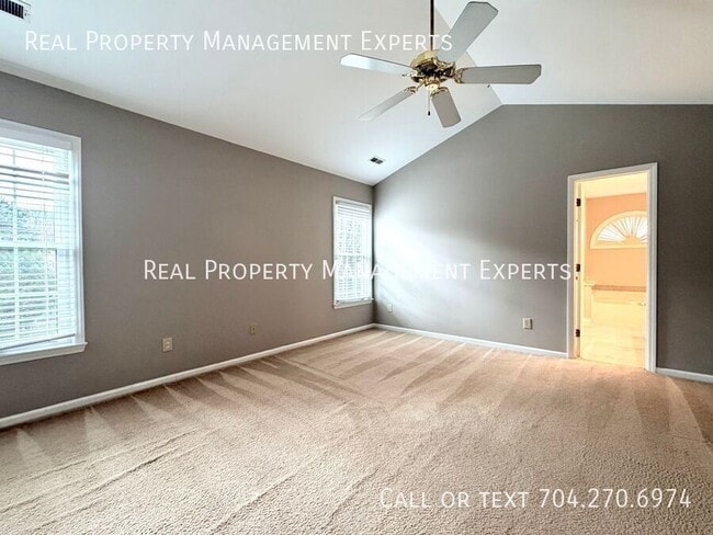 Building Photo - 9315 Pebble Creek Way