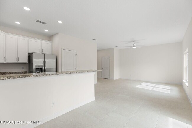 Building Photo - 199 Dayton Blvd