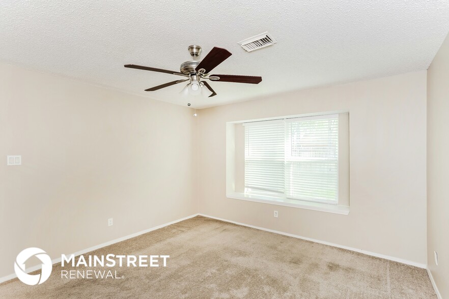 Building Photo - 908 Galaxy Dr