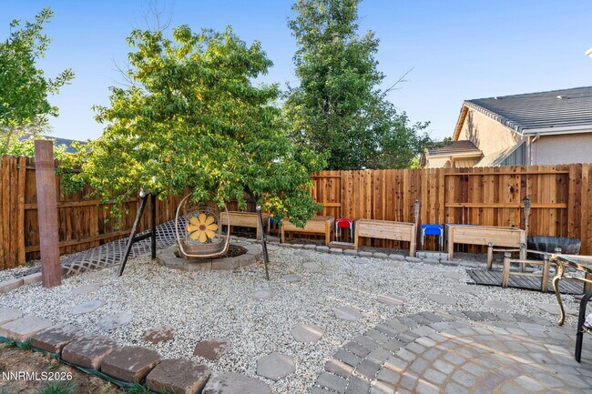 Building Photo - 10235 Lucente Way