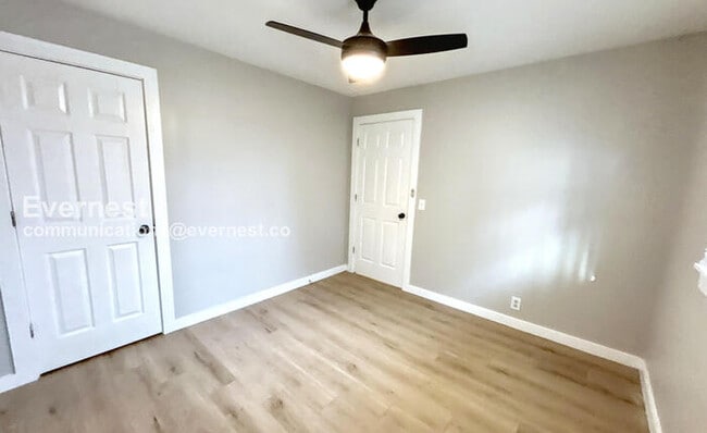 Building Photo - 1728 17th Ave N