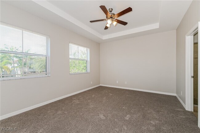 Building Photo - 10120 N Golden Elm Dr