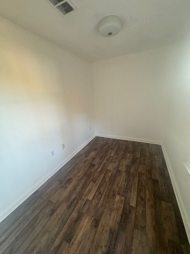 Building Photo - 4111 Wildcat Rd