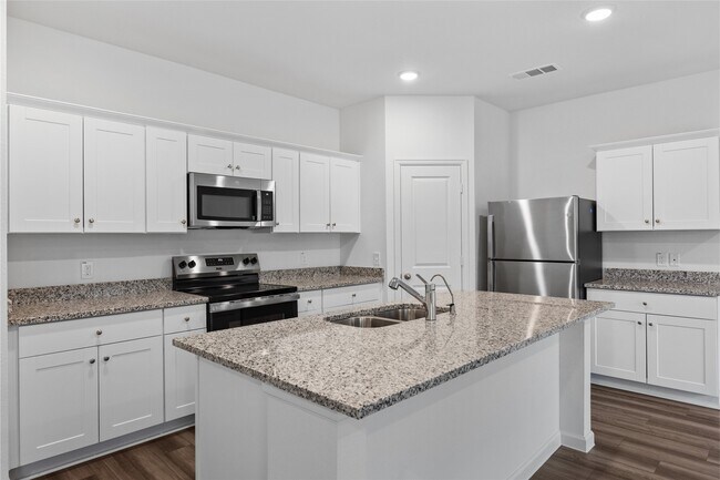 Building Photo - 612 Craven St