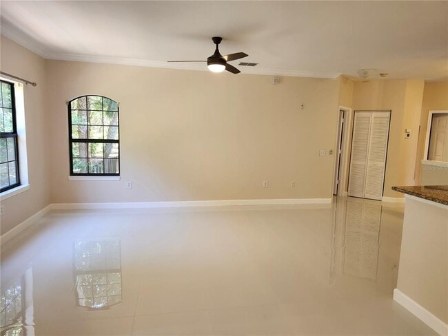 Building Photo - 2279 Portofino Pl