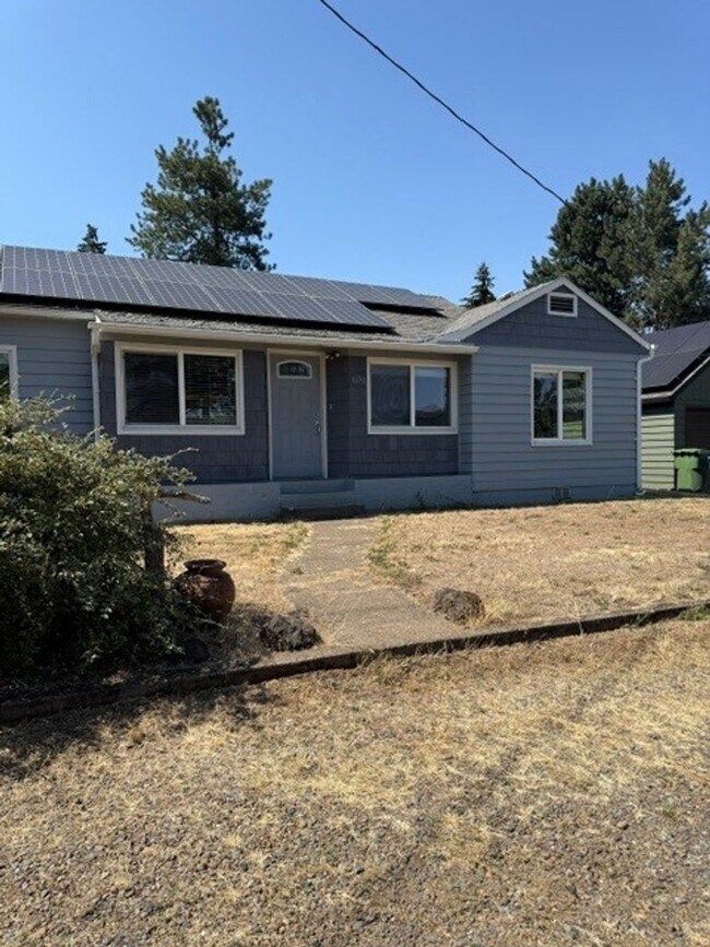Building Photo - 1690 Longview Way NW