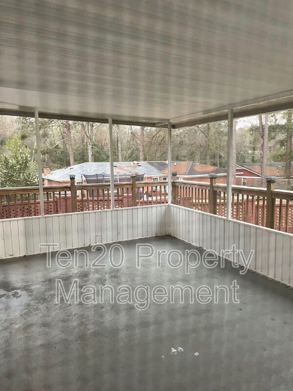 Building Photo - 3211 Maricopa Dr