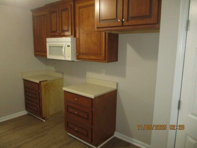 Building Photo - 1472 Georgia Ave SE