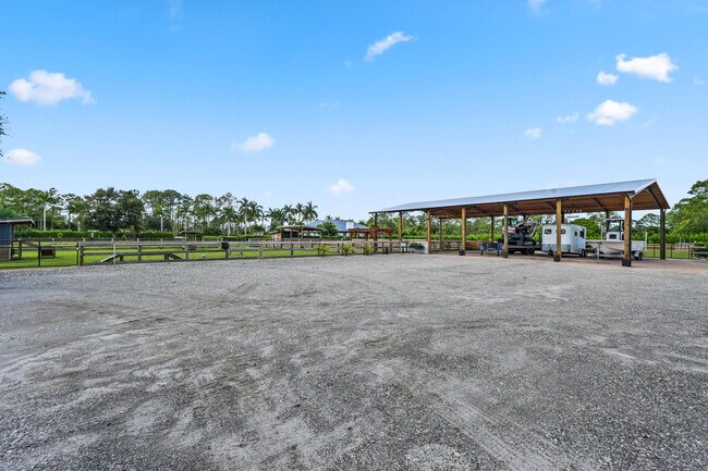 Building Photo - 14704 Black Bear Rd