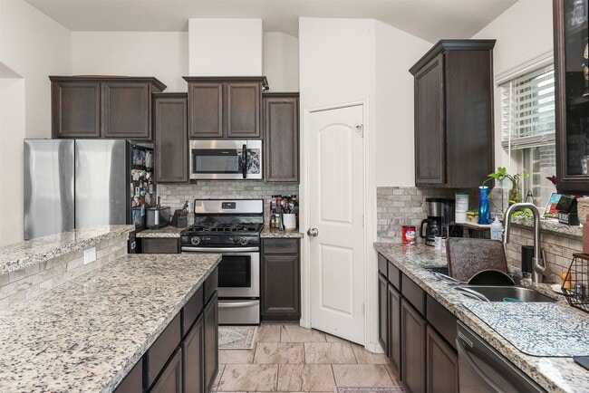 Building Photo - 12506 Cumberland Dr