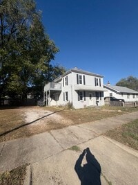 Building Photo - 103 N 10th St