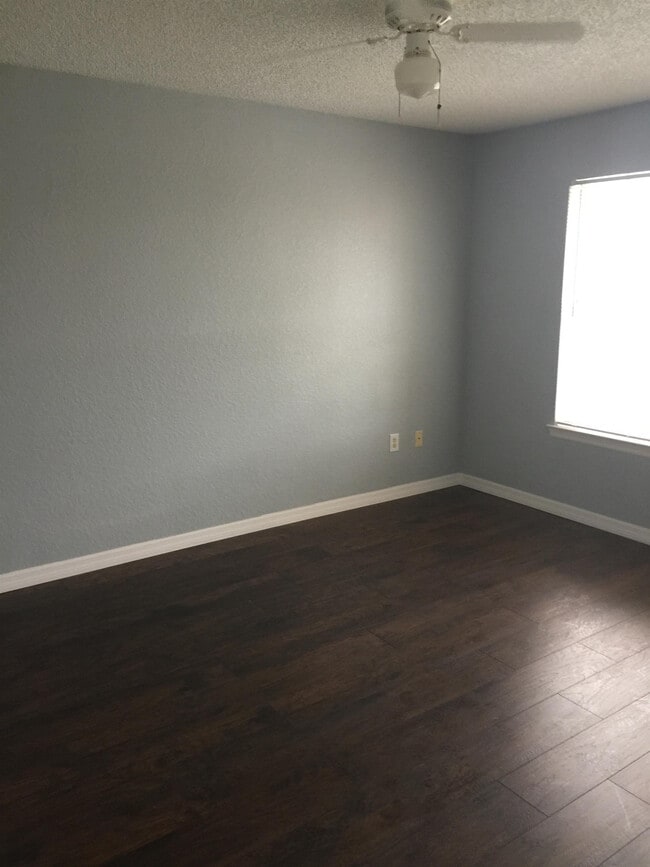 Building Photo - 2210 Grand Cayman Ct