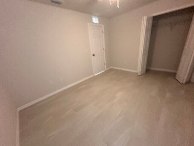 Building Photo - 2106 Andalusia Blvd