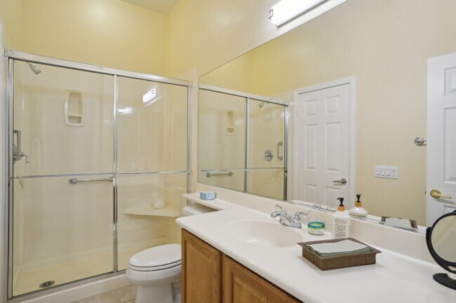 Building Photo - 80570 Hoylake Dr