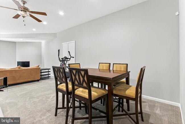 Building Photo - 1300 Pinstripe Ct