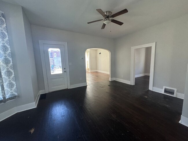 Primary Photo - 302-304 Lenox Ave