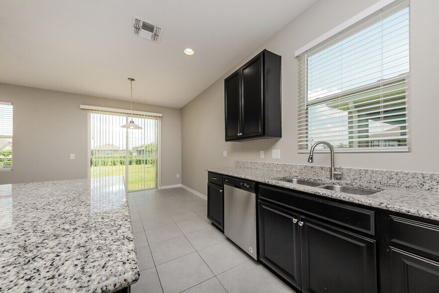 Building Photo - 3873 San Isidro Cir