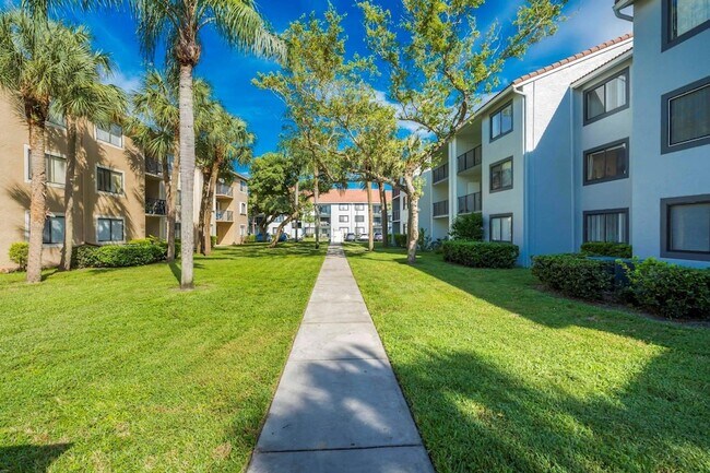 Building Photo - 9222 W Atlantic Blvd