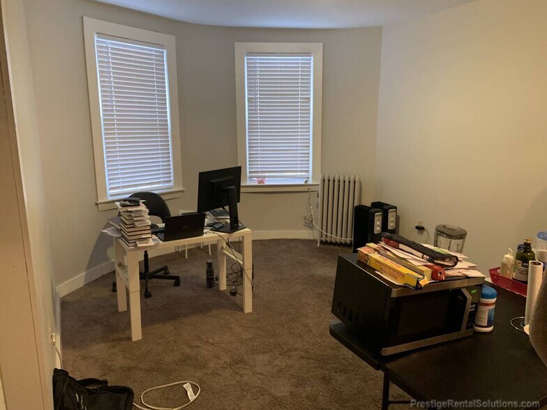 Building Photo - 1692 Commonwealth Ave