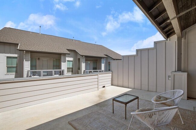 Building Photo - 2520 Bluebonnet Ln