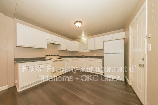 Building Photo - 1309 NW 38th St