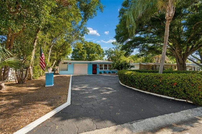 Building Photo - 5857 4th Ave N