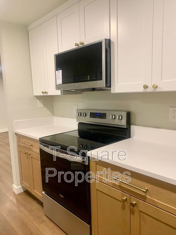 Building Photo - 8226 126th Ave NE