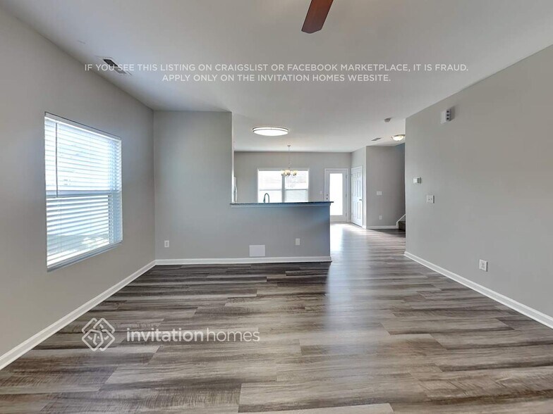 Building Photo - 516 Landis Oak Way