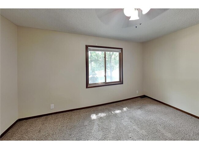 Building Photo - 14220 Crosstown Blvd NW