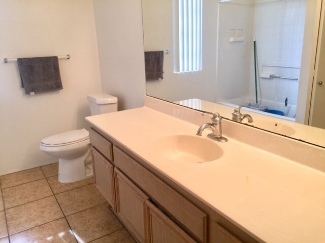 Building Photo - RB 2 Br 2 BathPetOK+washer+Dryer All Appl 2 Prkg spots>TEXT 858-774-1574