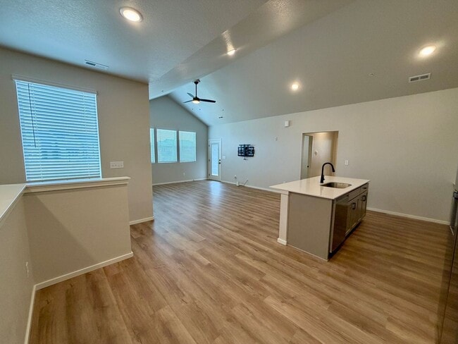 Building Photo - 1804 Iron Wheel Dr