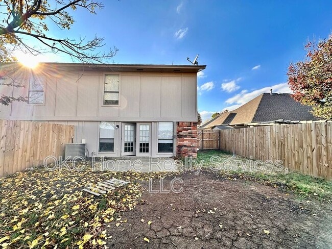 Building Photo - 8712 Rayburn Ave