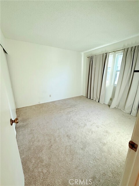 Building Photo - 1749 Compromise Line Rd