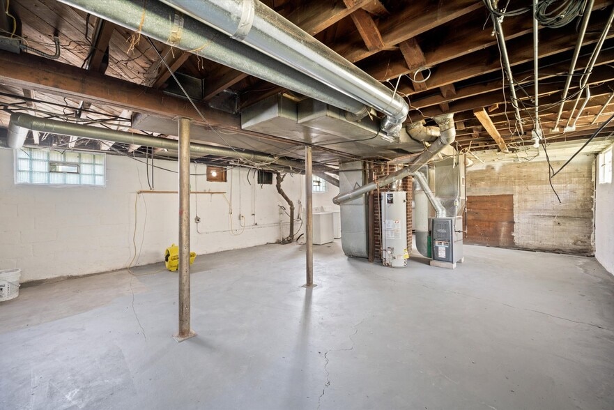 Building Photo - 316 Morrison Dr