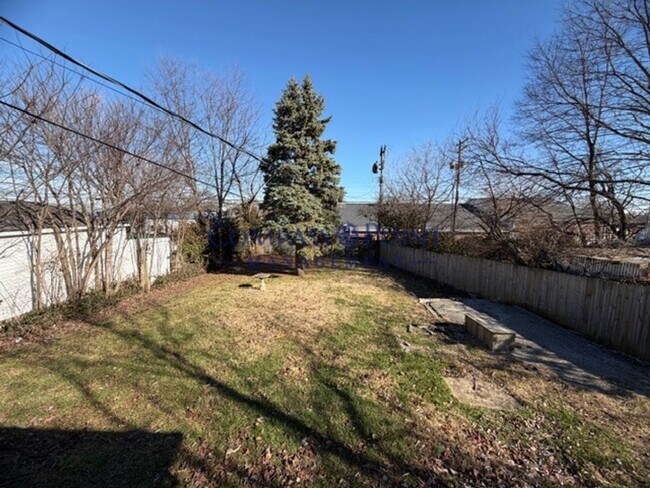 Building Photo - Come Settle Into Your New Home! FIRST MONTH RENT FREE!!!