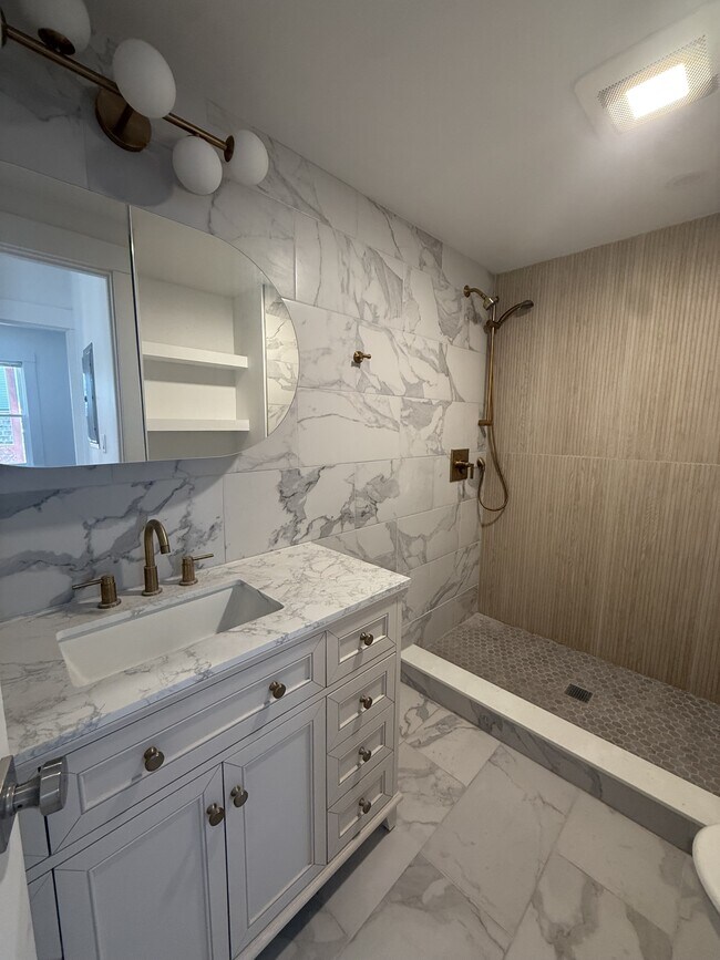 Building Photo - 24 Brookside Ave