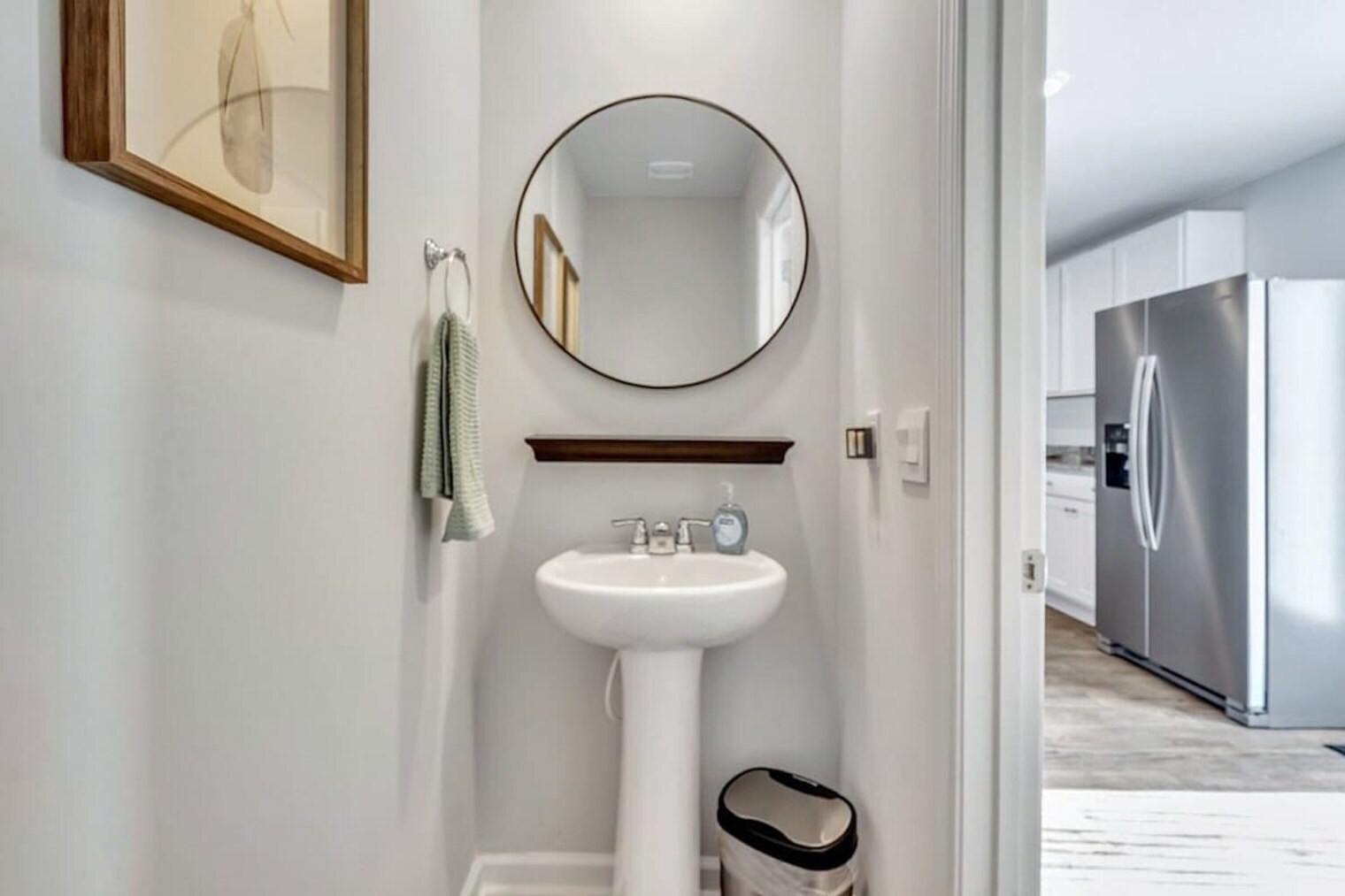 Building Photo - 321 Dogwood Cir