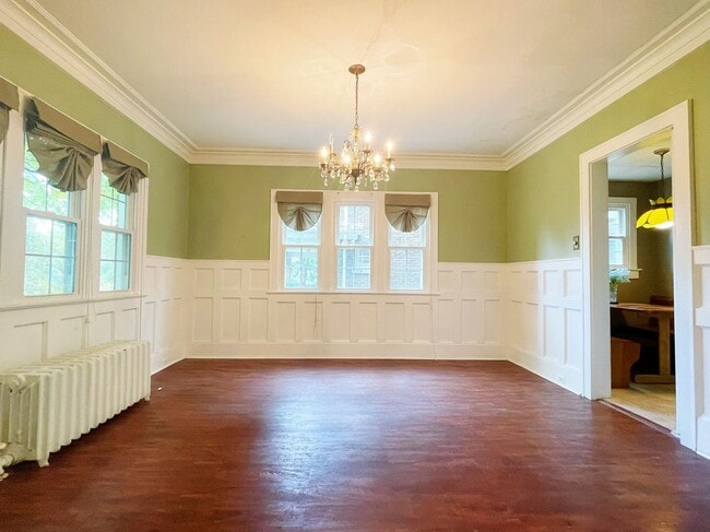 Building Photo - 91 N Portage Path