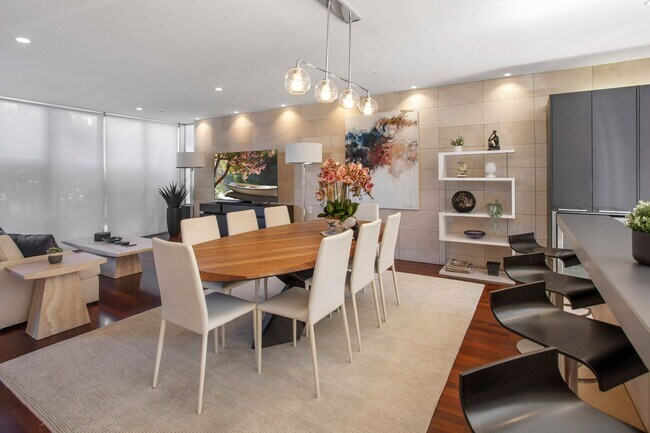 Building Photo - Experience La Jolla Living: Contemporary 3...